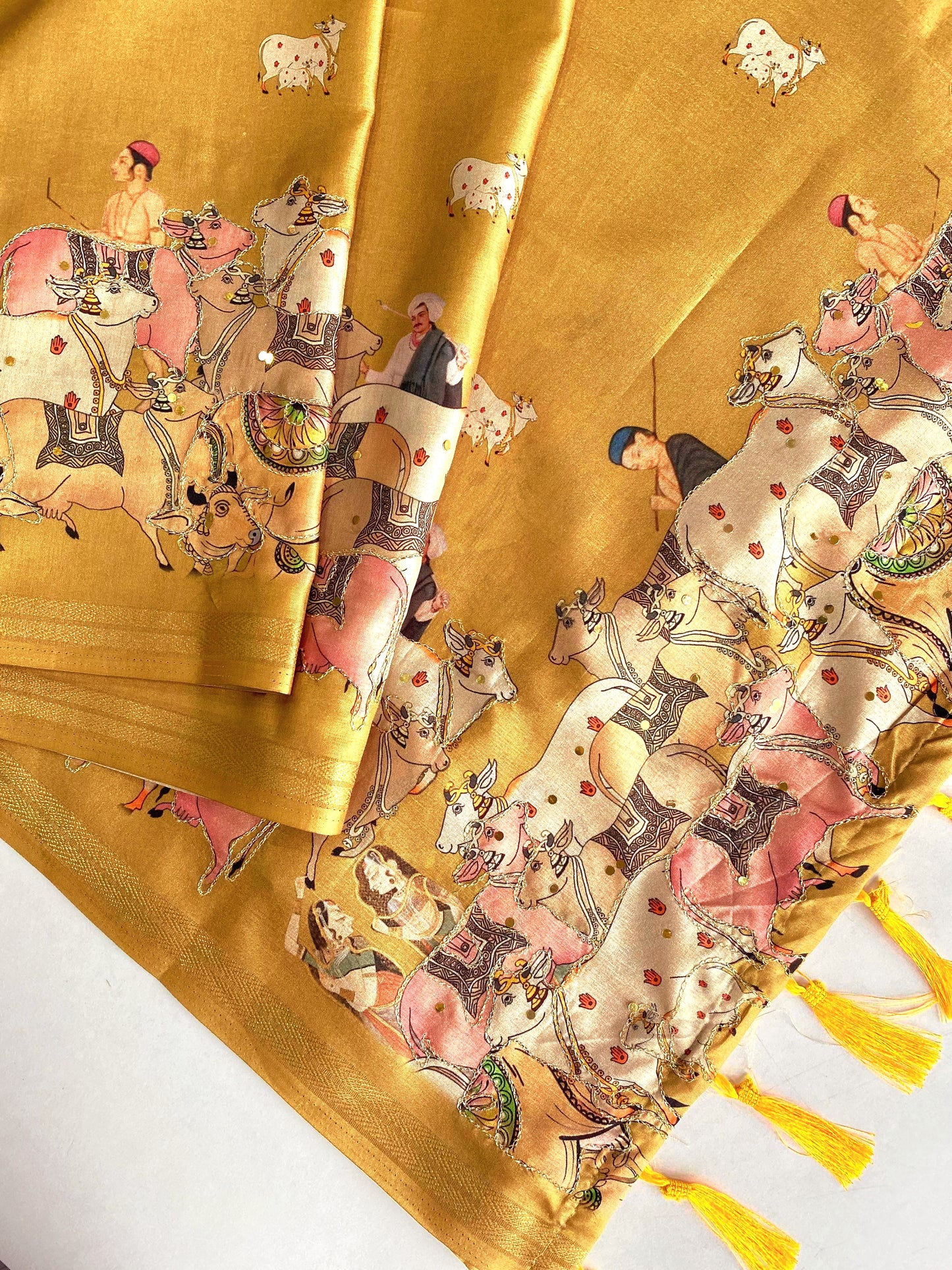 Dola silk saree with pitchwai embroidered work
