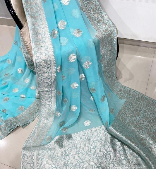 Beautiful Crepe Georgette  Silk saree