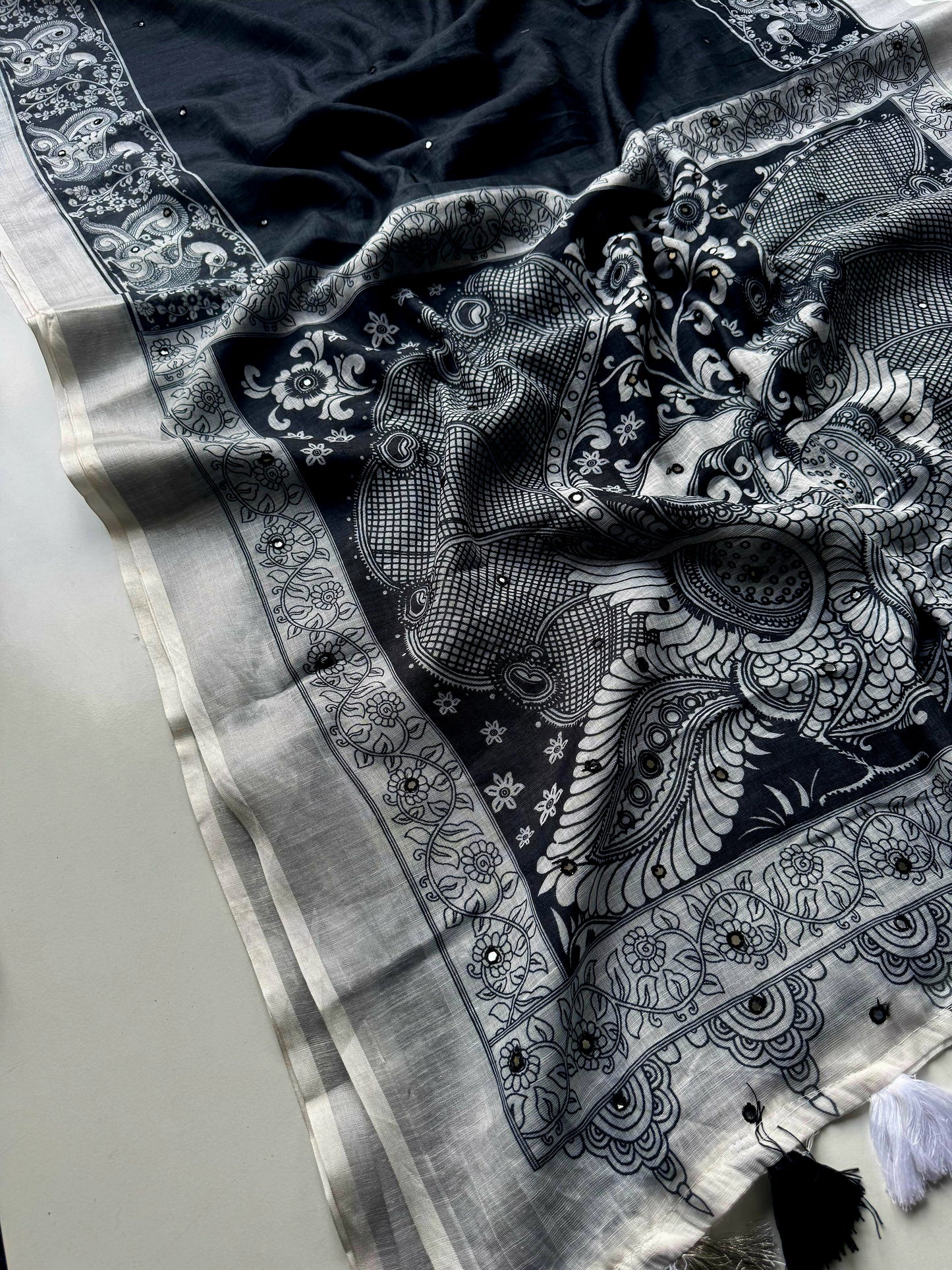 Beautiful soft Linen silk saree